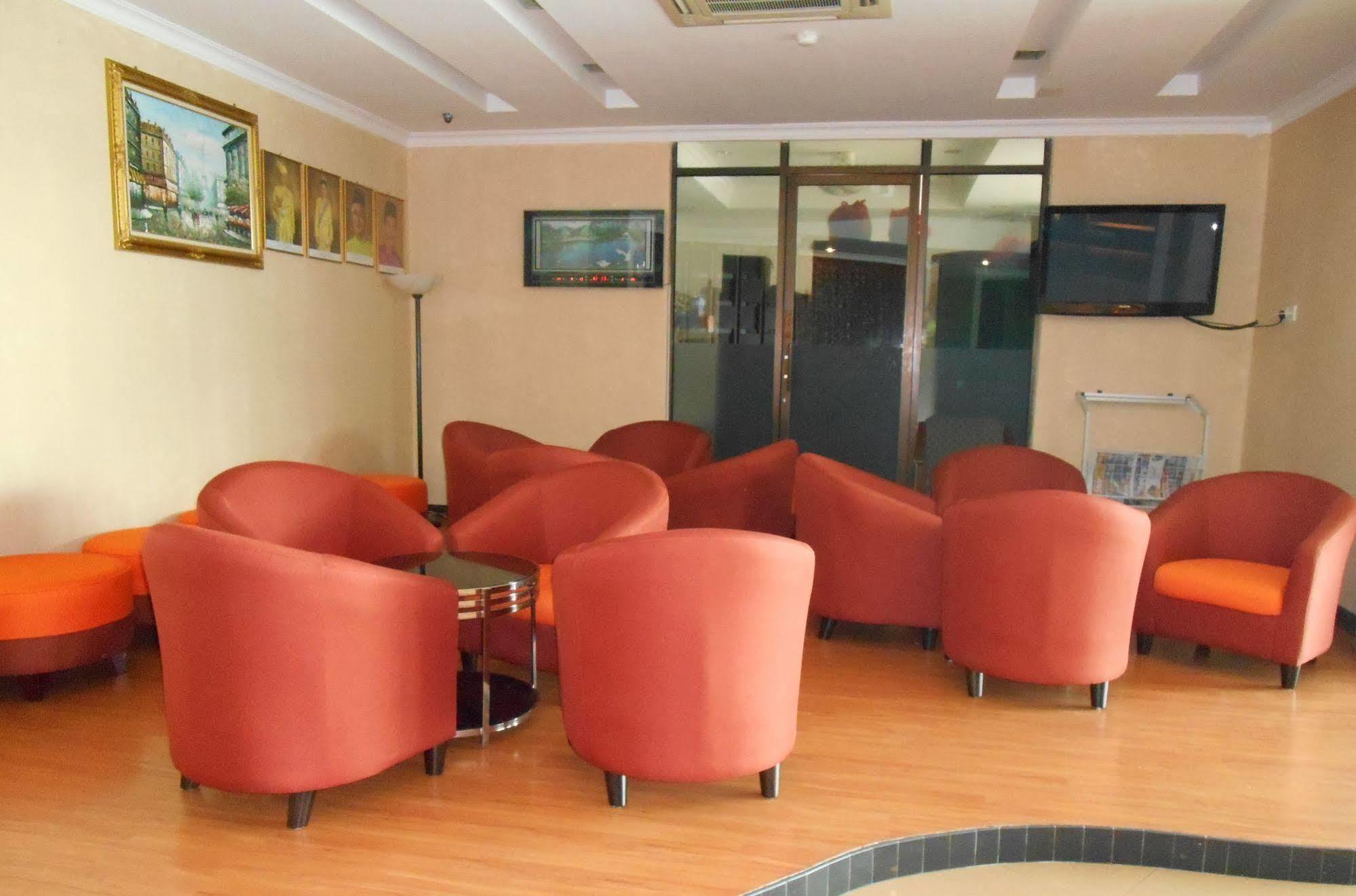 Sai Villa Hotel Near Klia & Klia2 Nilai Luaran gambar